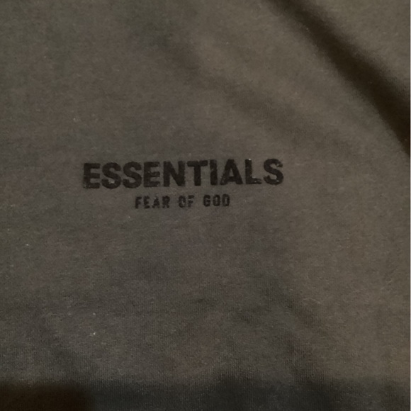 New with tags men’s essentials, fear of God sweatshirt - Picture 5 of 7